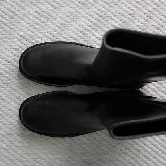 Banana Republic Leather boots Made in ITALY sz 7 - Picture 6 of 8